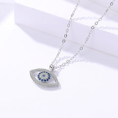 Heart Shaped Four Leaf Clover Pendant Necklace