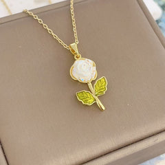 Women's Laser Gardenia Pendant Necklace Fashionable And Versatile Clavicle Chain
