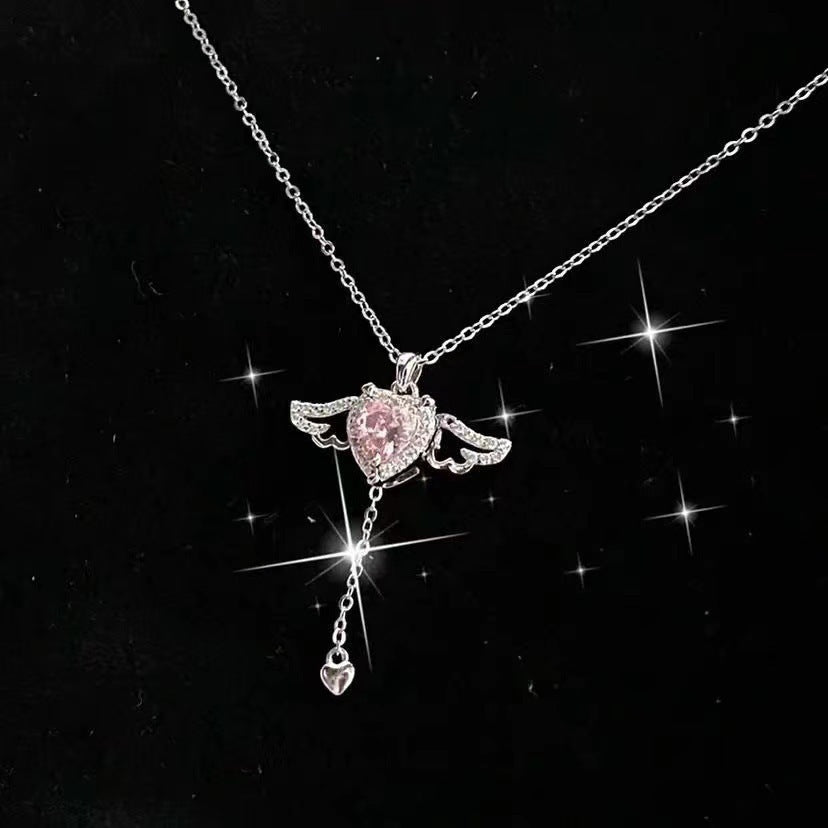 Moving Heart Angel Wings Tassel Necklace